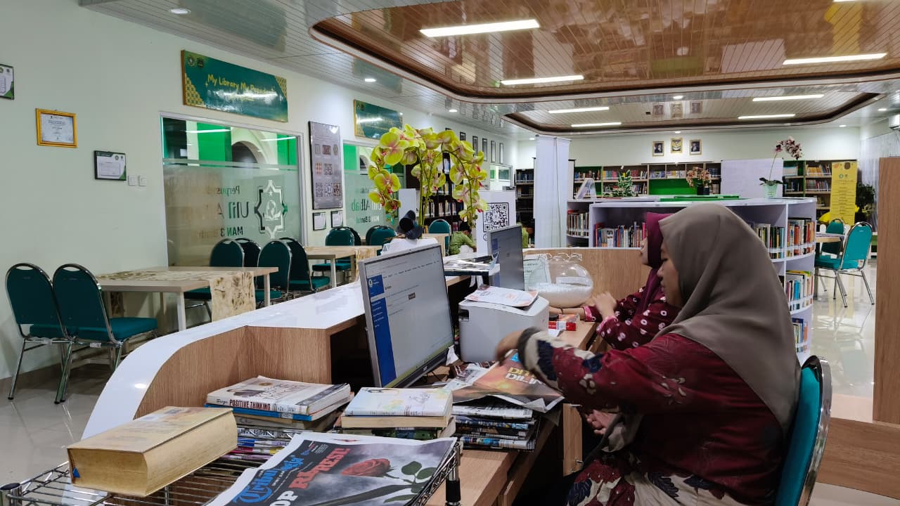Kegiatan DI perpustakaan Ulil Albab Man 3 Bantul