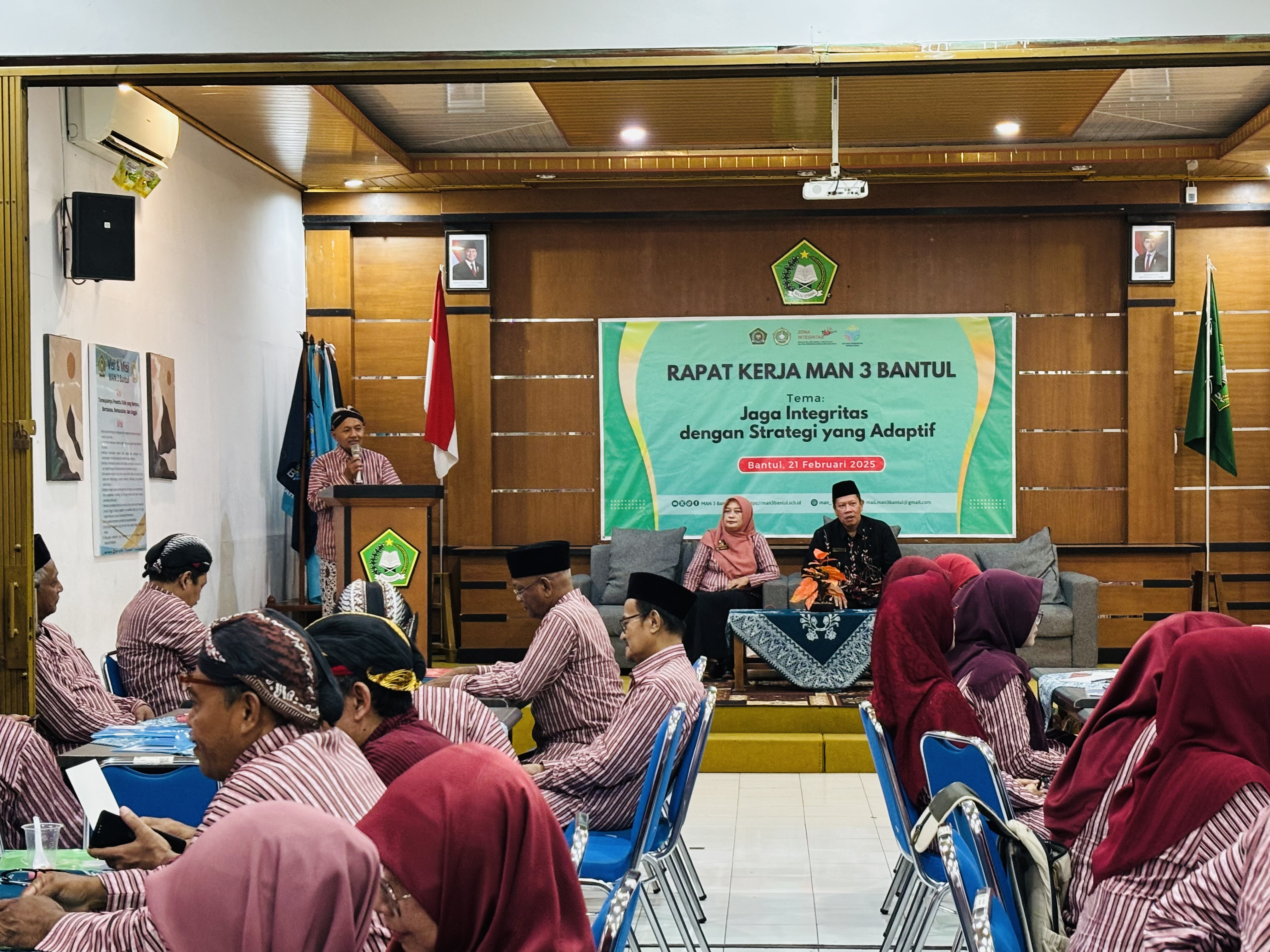 RAPAT KERJA